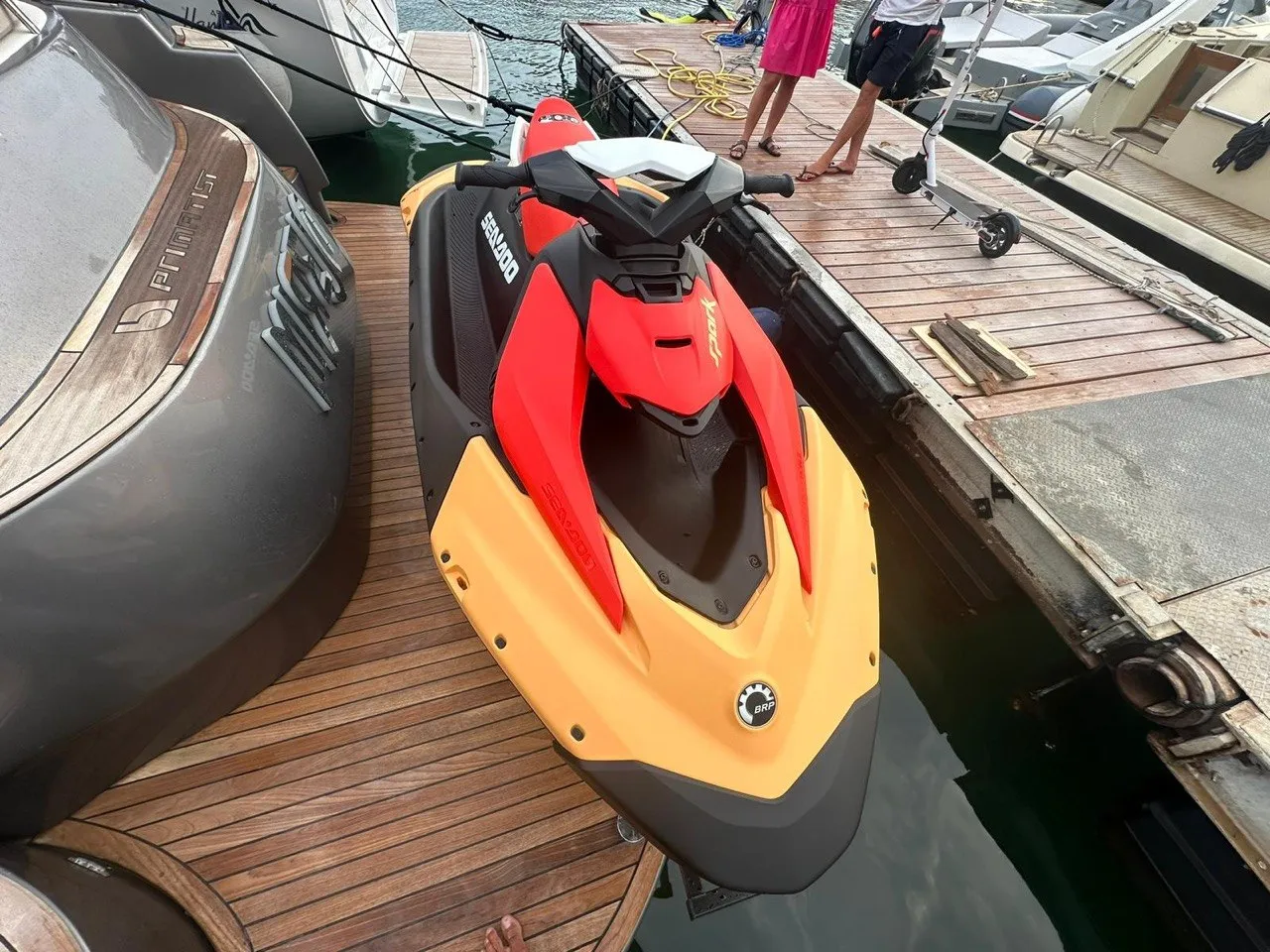 Moto d'acqua Sea-Doo Spark New 900 ACE a noleggio con BoatVibe in Costiera Amalfitana (5)
